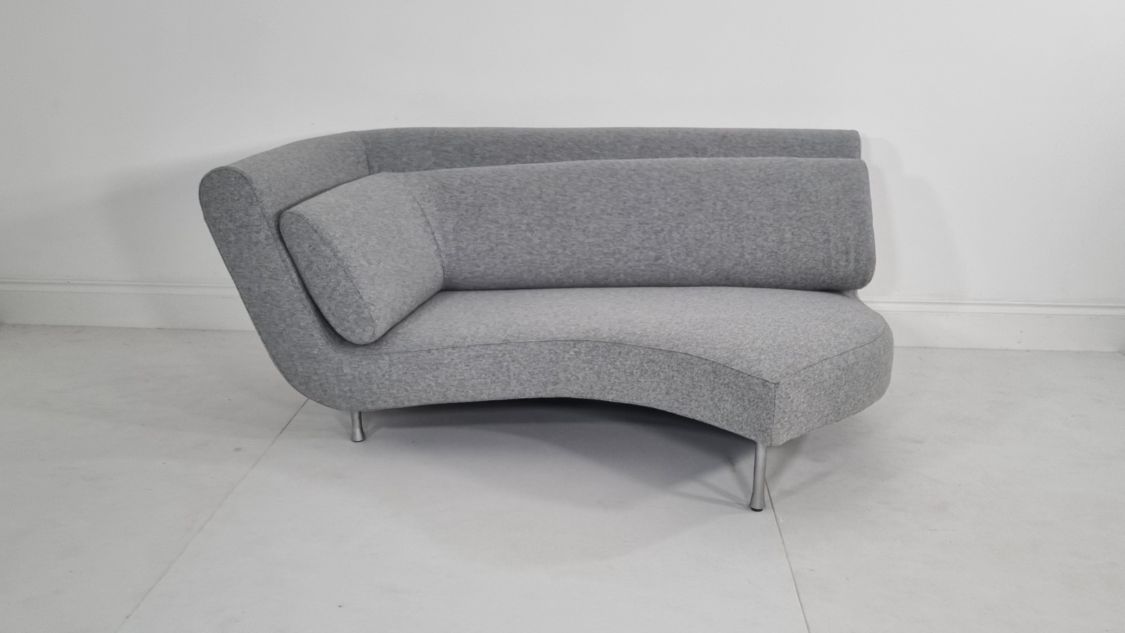 Ligne Roset Yang Daybed In Mid Grey Wool In Impeccable Condition (2)