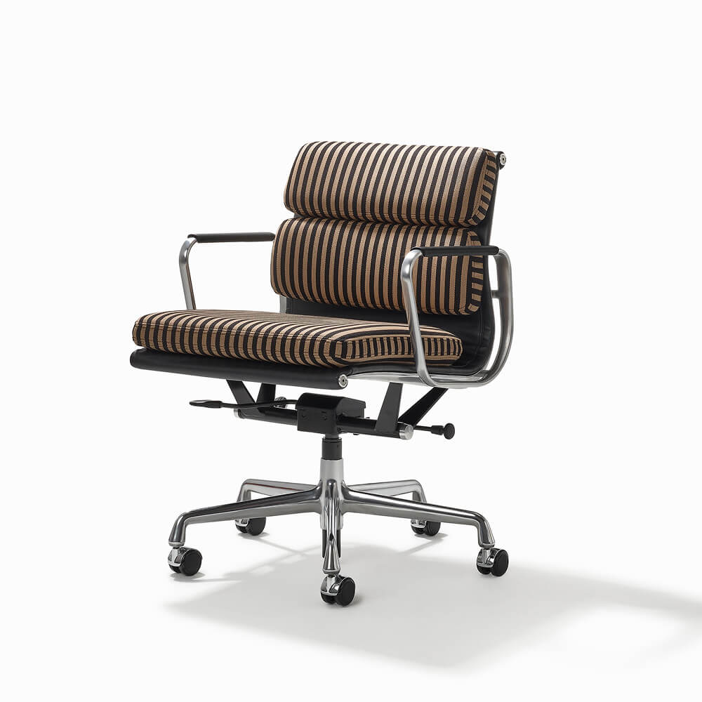 Eames Soft Pad Chair