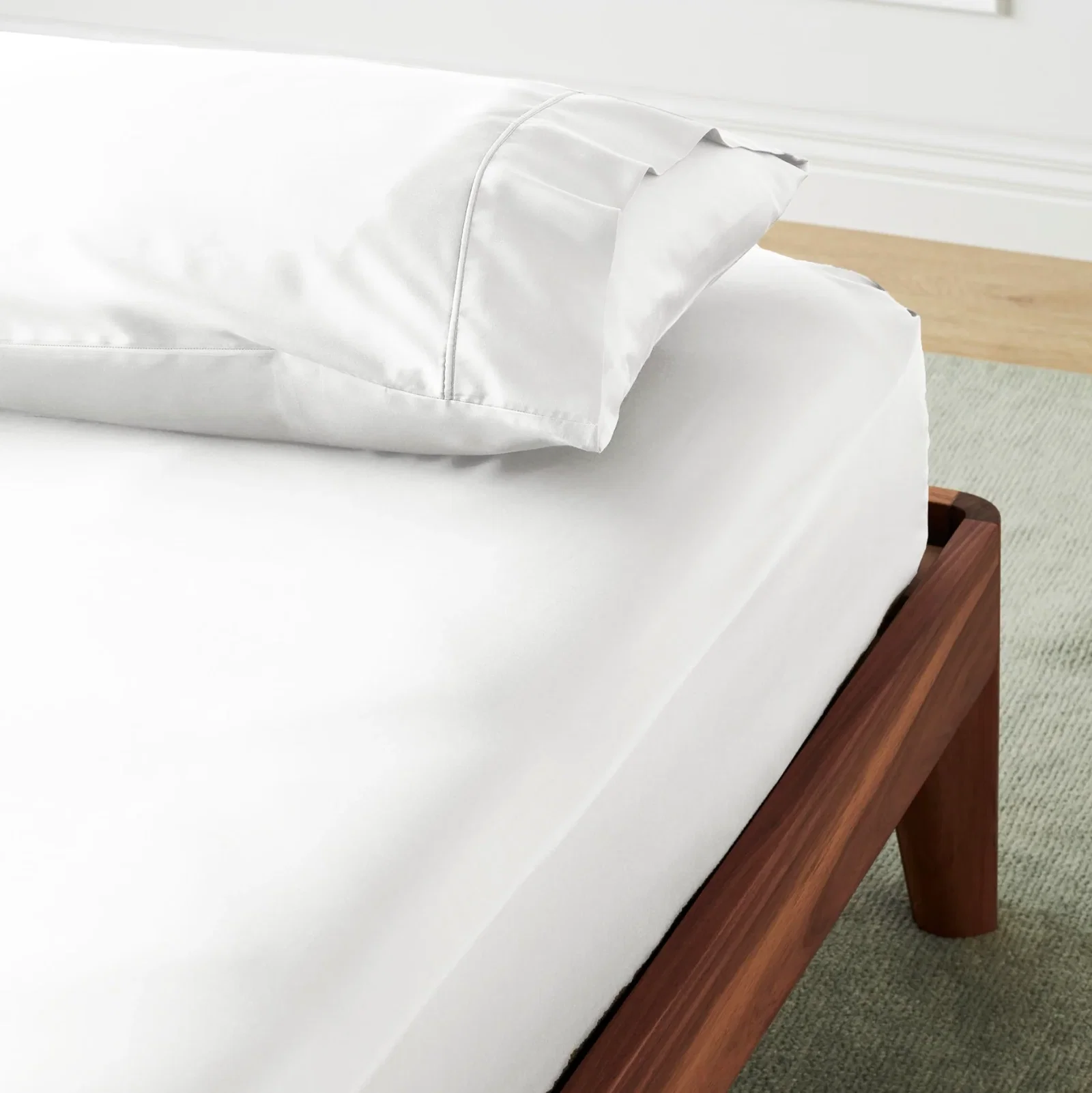 Image of Signature Bamboo Fitted Sheet