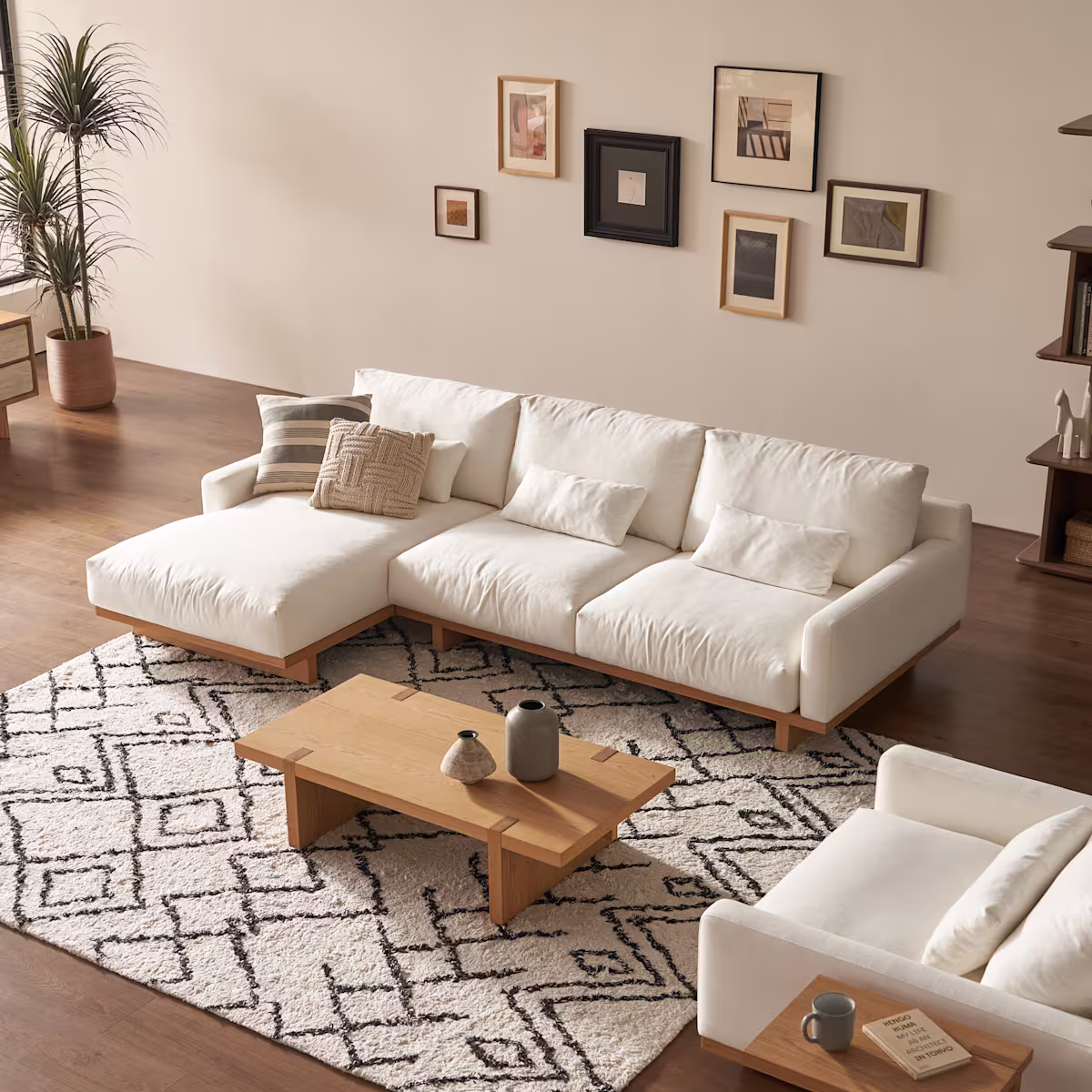 Image of Mori Performance Fabric Chaise Sectional Couch