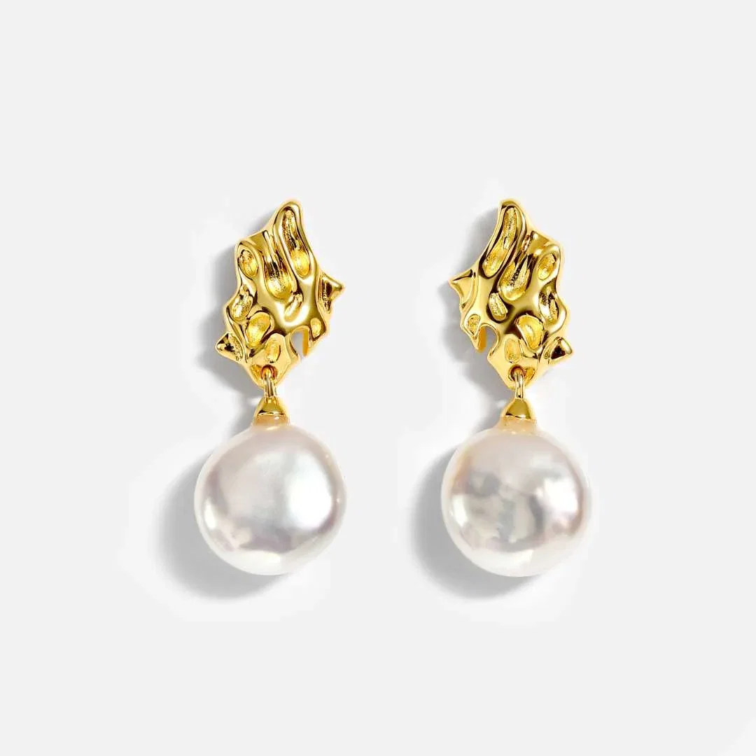 Image of Essential White Coin Pearl Drop Earrings