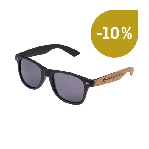 Occhiali da sole con montatura nera e stanghette in sughero con logo inciso