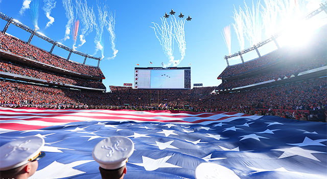 NFL community pays its respect on Memorial Day
