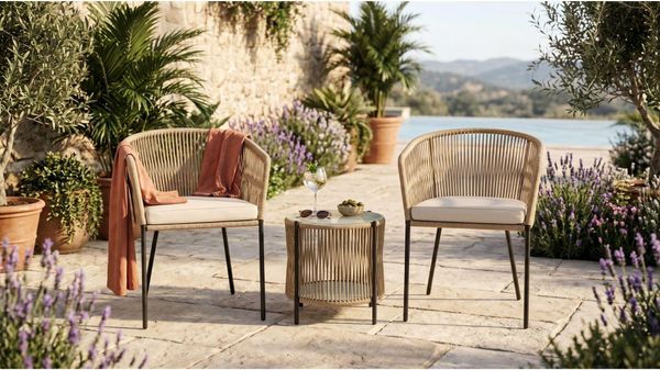 Ce salon de jardin cosy à prix mini est la pépite à ne pas manquer