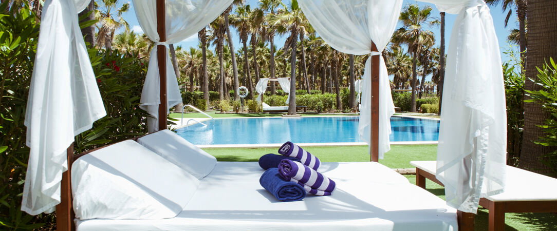 Wine & Books by the Sea, Algarve Resort *****