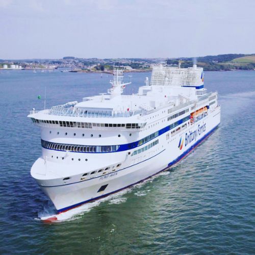 Santona ferry