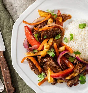 Lomo Saltado (Peruvian Beef Stir-Fry)