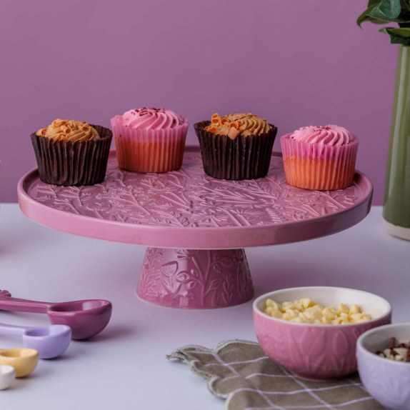 Cake stands