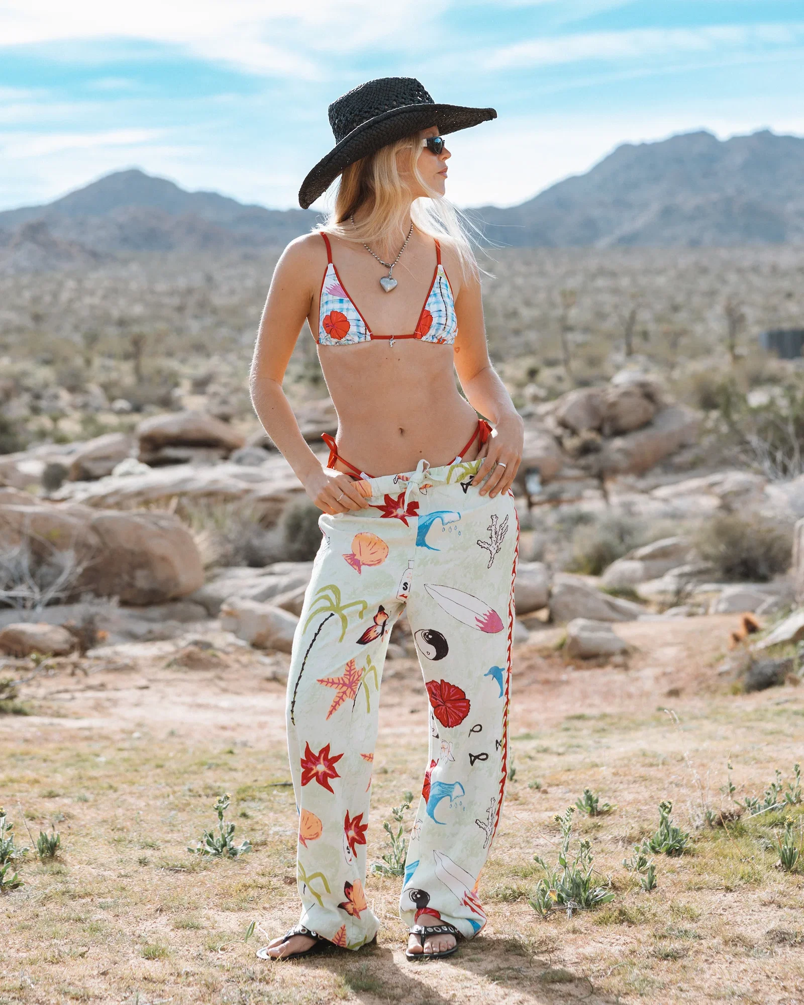 Image of Lottie Hall Woven Elastic Waist Pants - Sunny Lime