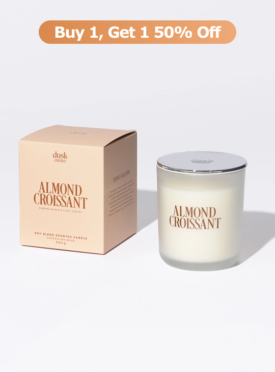 Almond Croissant Scented Candle 380 g