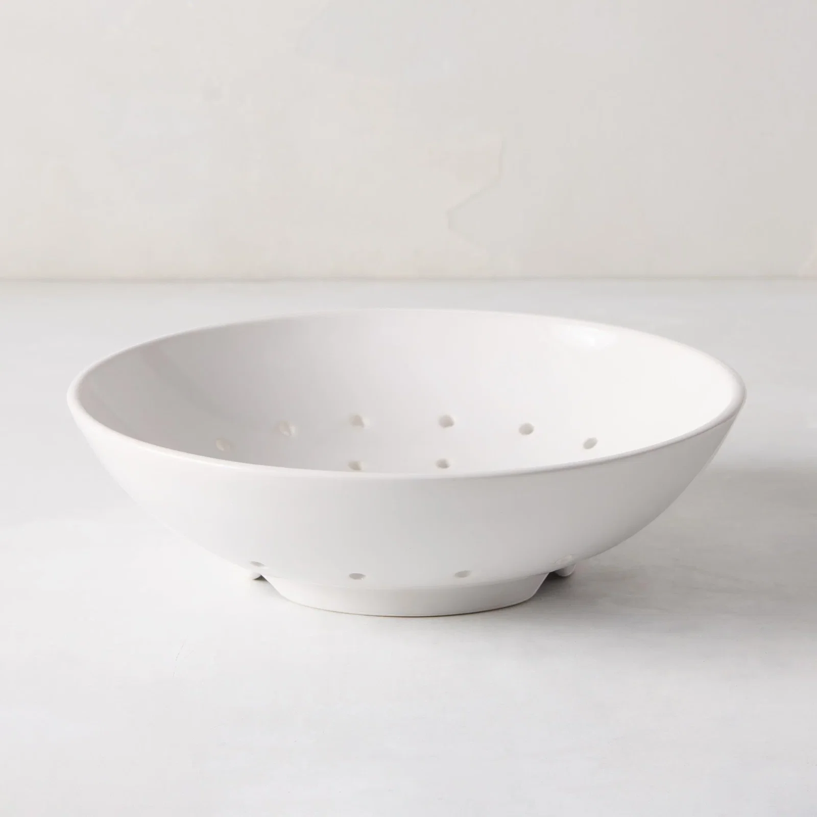 Image of Hudson Grace White Ceramic Berry Bowl