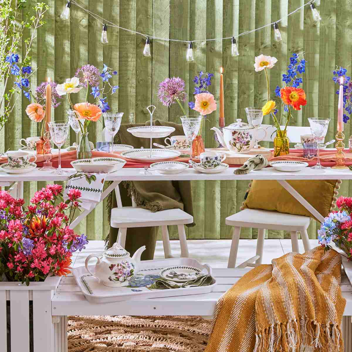 Final week of our Memorial Day Sale. Elevate your table for less with an EXTRA 10% off best-selling dinnerware. Shop Now