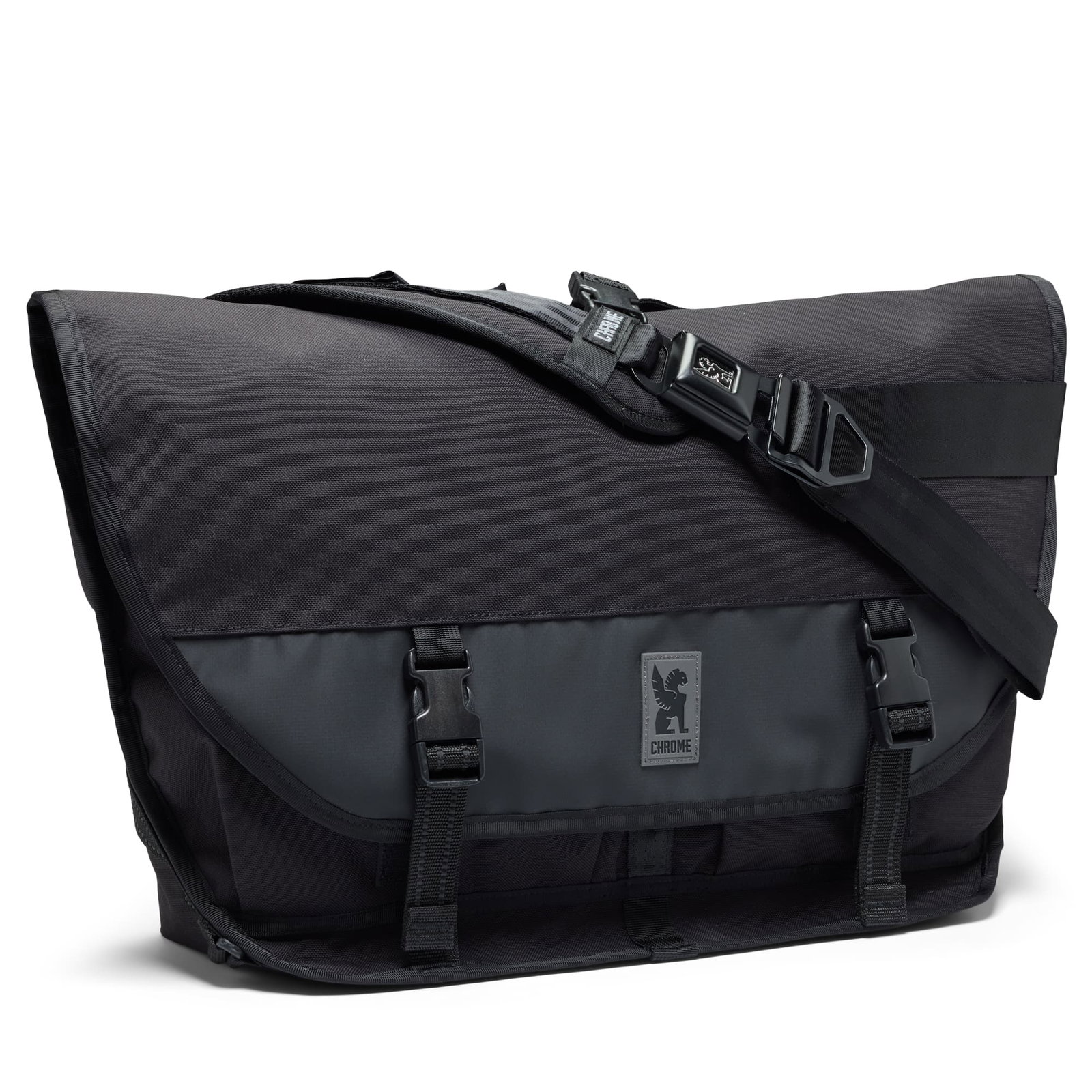 Image of Citizen 24L Messenger