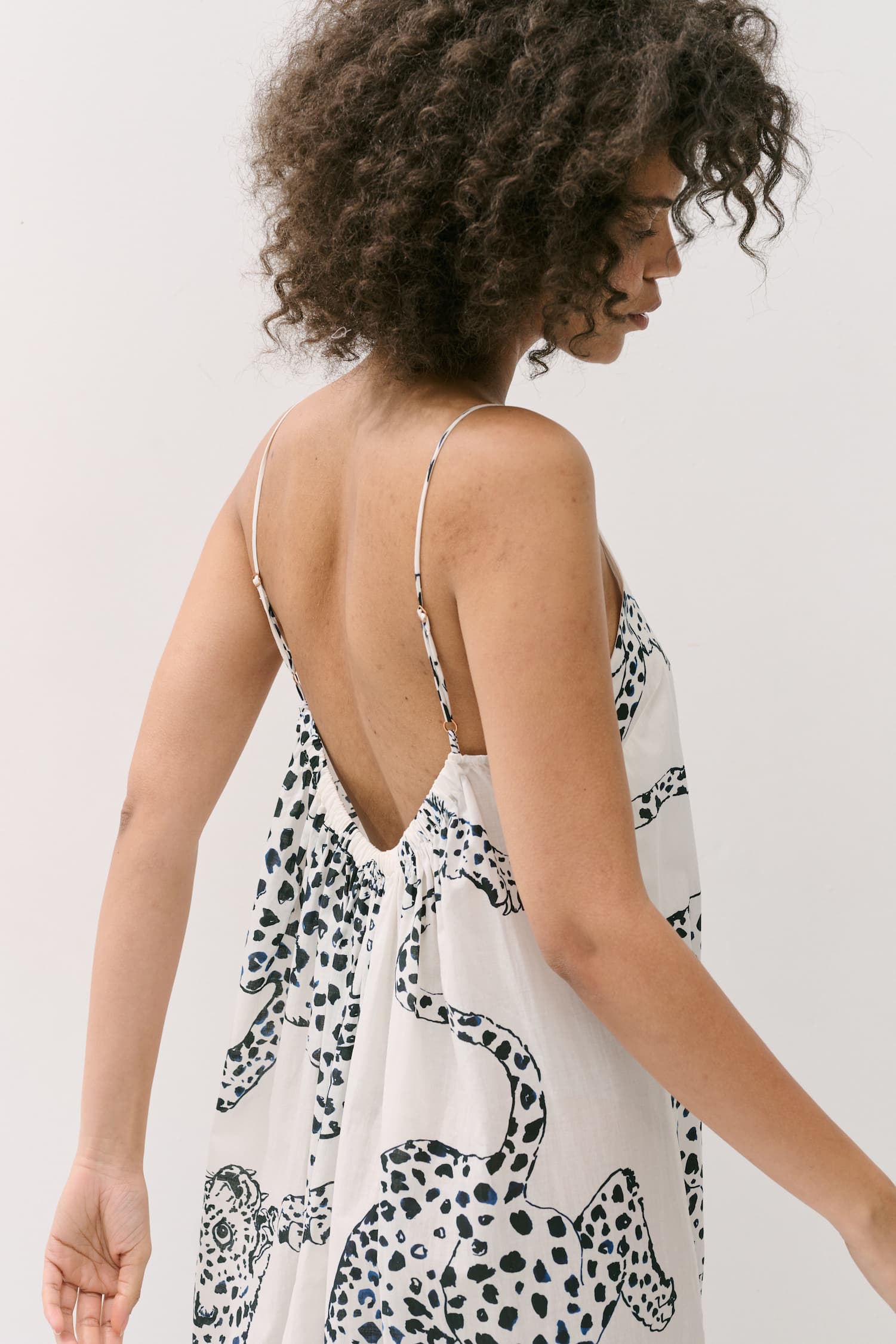 Woman in the Square Nightie The Jag Cream