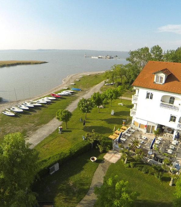hotel direkt am neusiedlersee