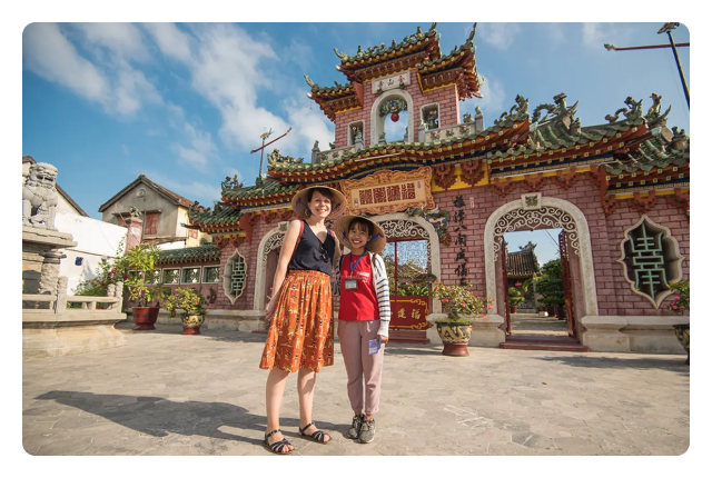 Get a snapshot of north and south Vietnam