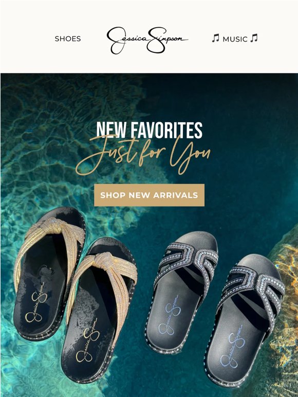Kick up your heels, summer is here. 👠