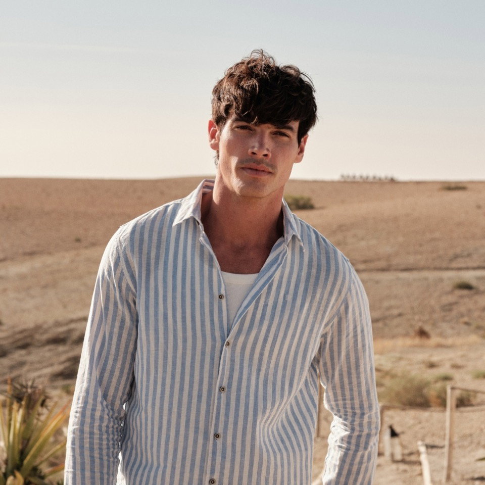 Linen-blend shirt with wide stripes | Blue