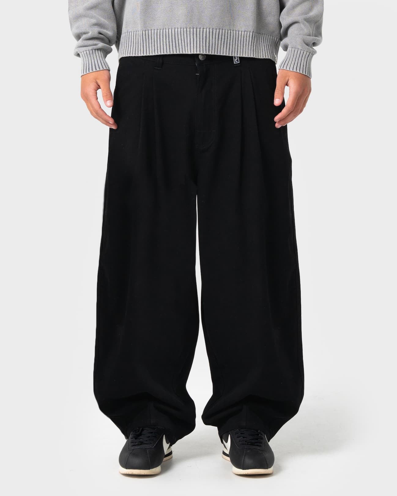 Enigma Pleated Pant