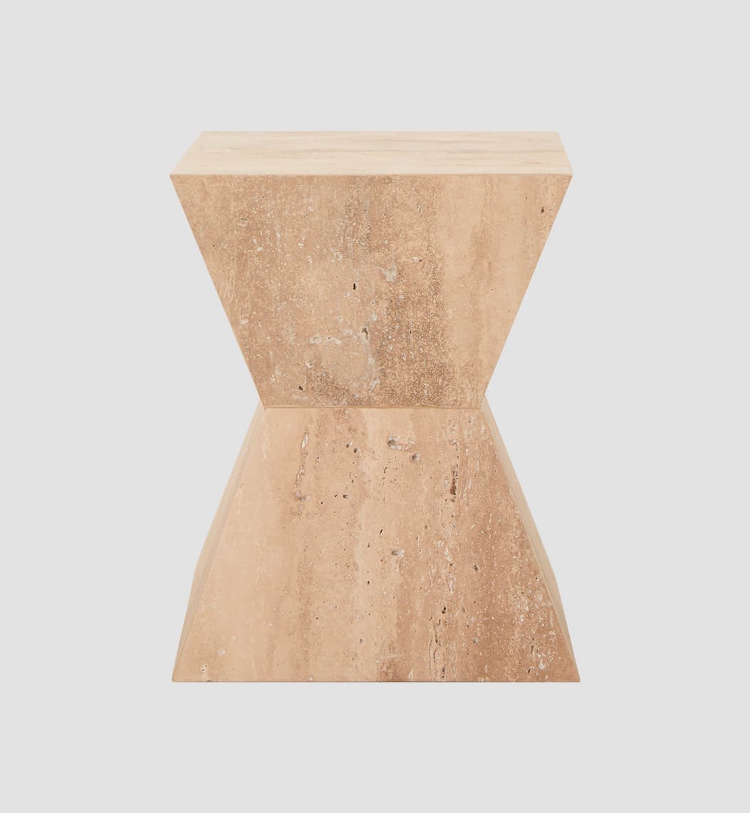 Gareth Table