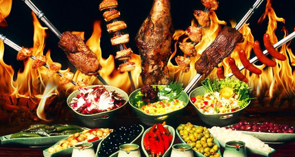 Rodizio all-you-can-eat: 10 Fleischsorten, Buffet & 2 Desserts