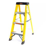 Vaunt 4 Tread Fibreglass Step Ladder - 1.11m