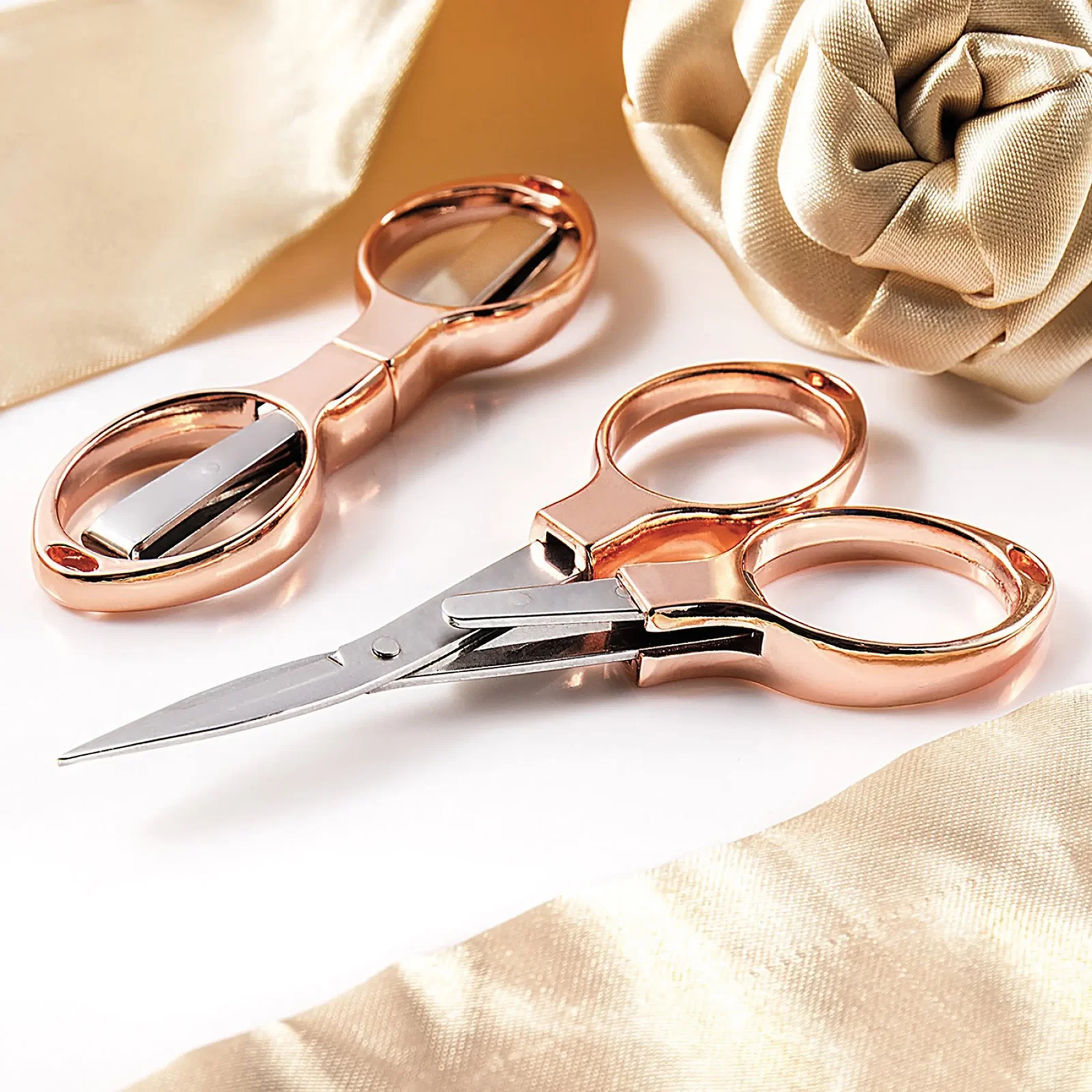 Annie's Rose Gold Folding Scissors 1 Count