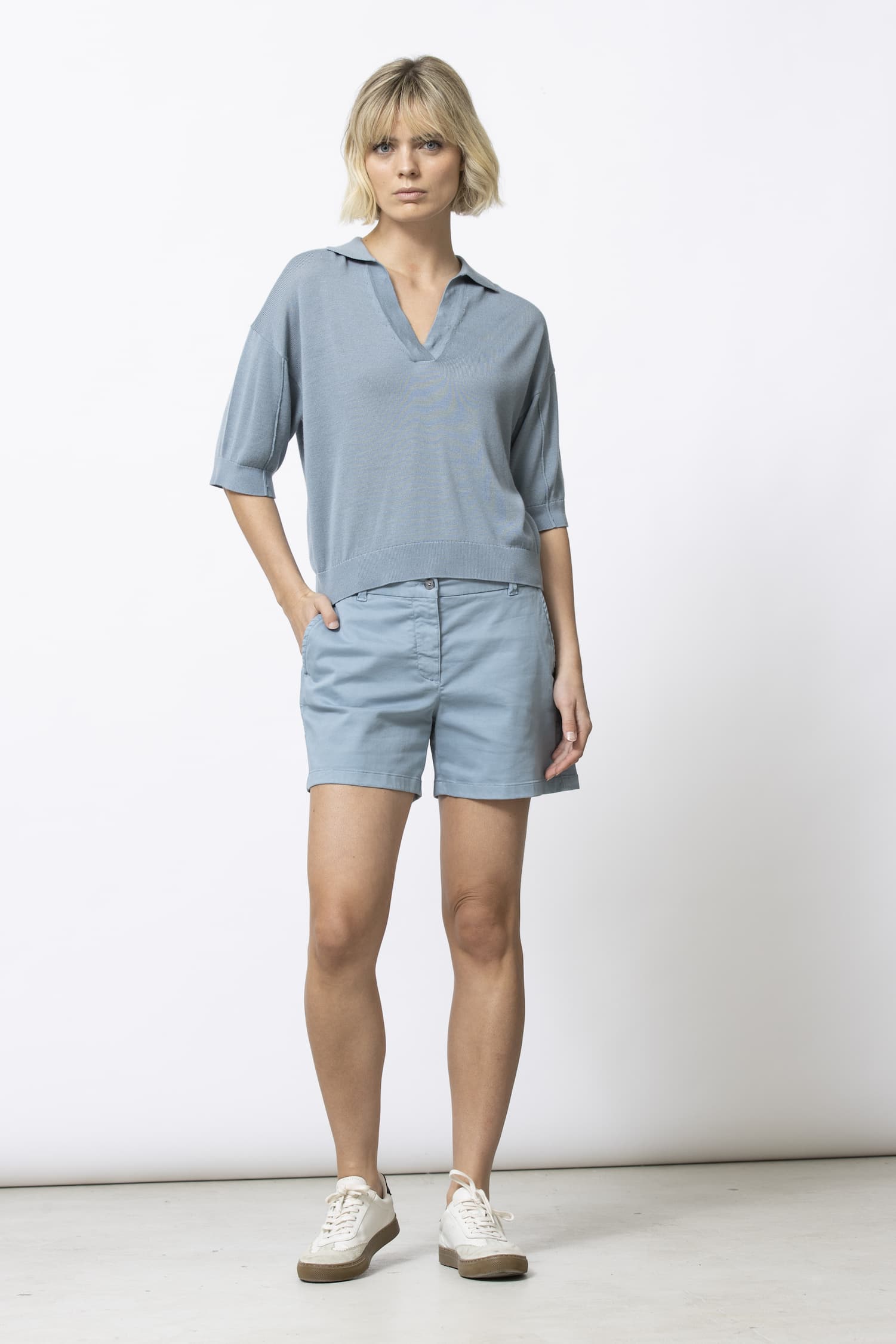 EKLA blauwe short
