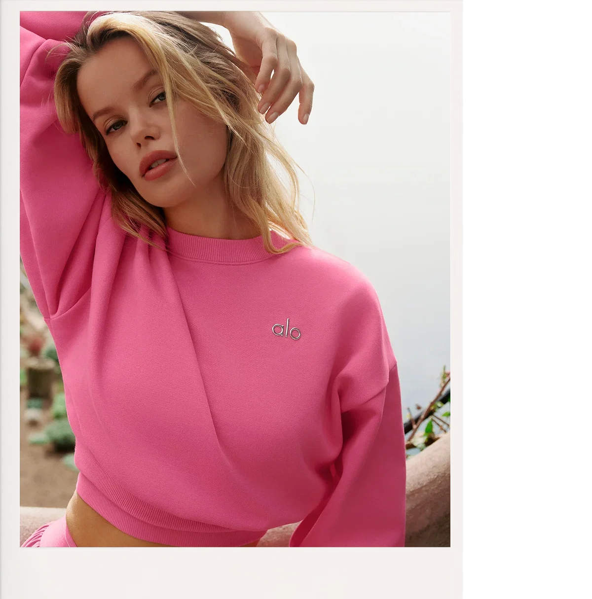 Cropped Accolade Crewneck