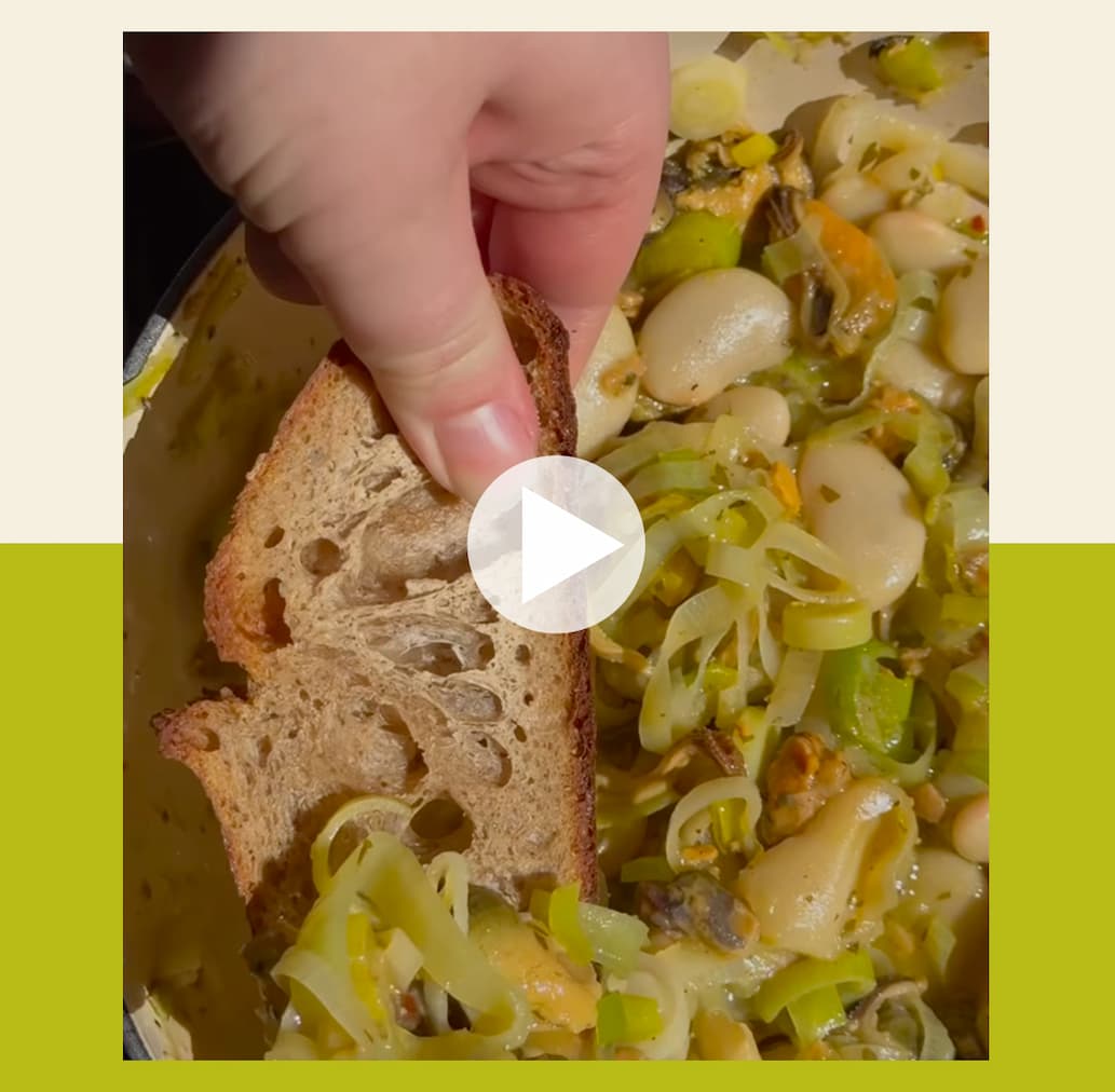 Mussels and white beans