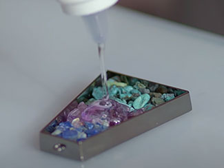 Create Crushed Stone Inlay Jewelry