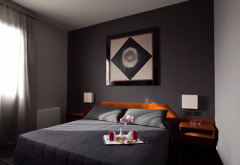 Hotel Zone