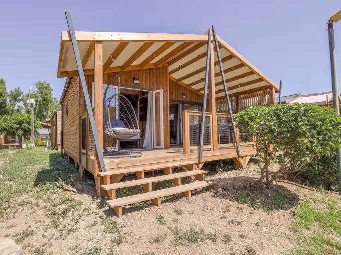 Lodges & Chalets
