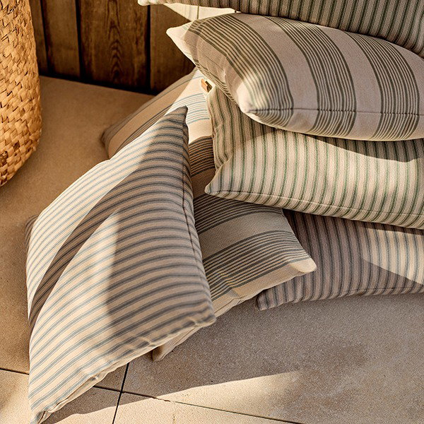Large outdoor stripe scatter cushions