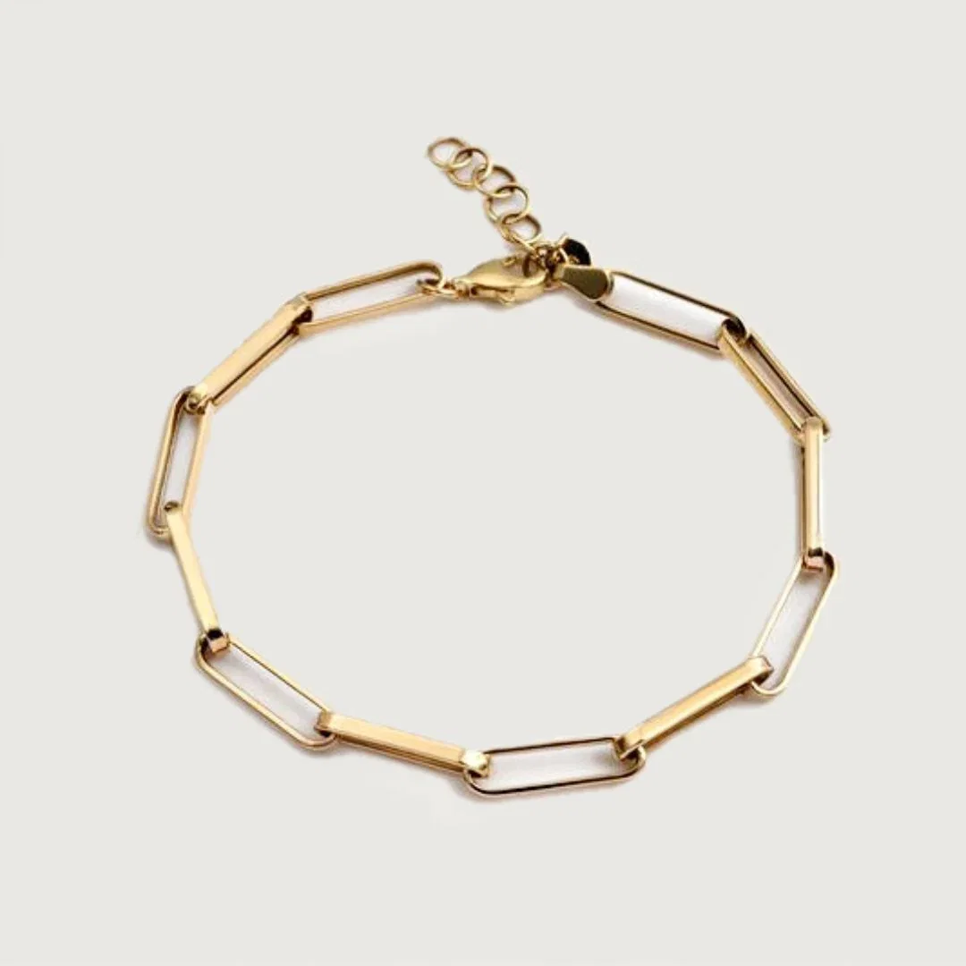 Image of Gold Essential Paperlink Bracelet in 14K Gold