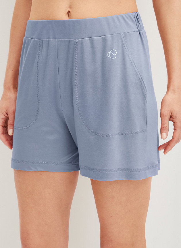 Short pyjama trousers in the colour Aura Blue from the DSW Cooling series by CALIDA.