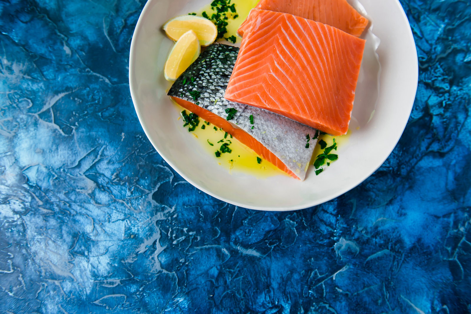 Raw king salmon plated