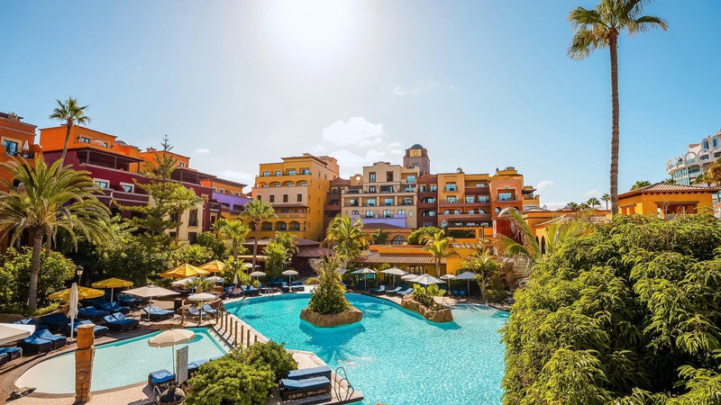 Europe Villa Cortes Hotel
