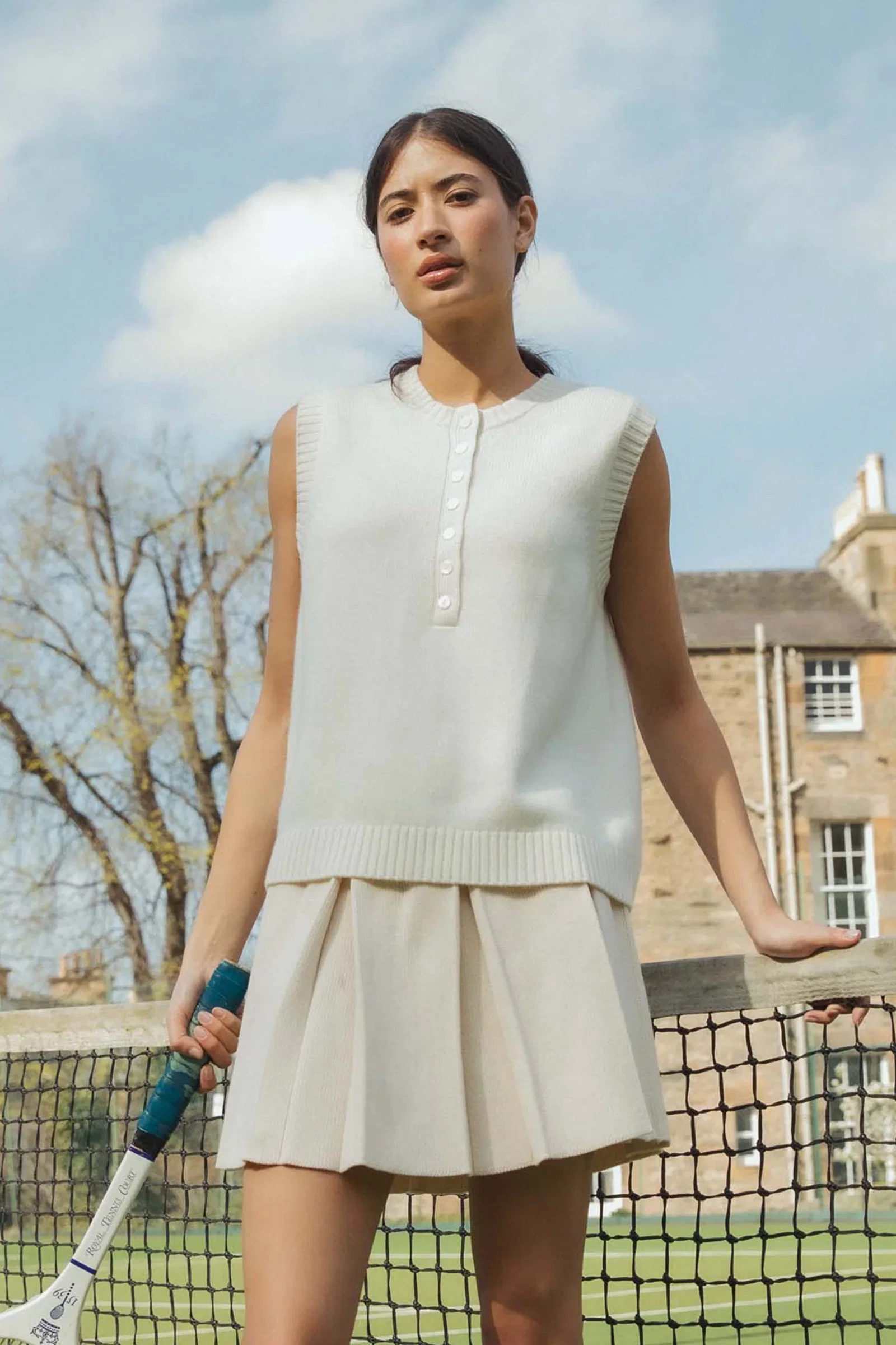 Image of Crew Neck Button Cashmere Vest - Soft White