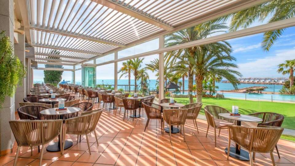 Spa Lovers: cena, spa y cava con vistas al mar