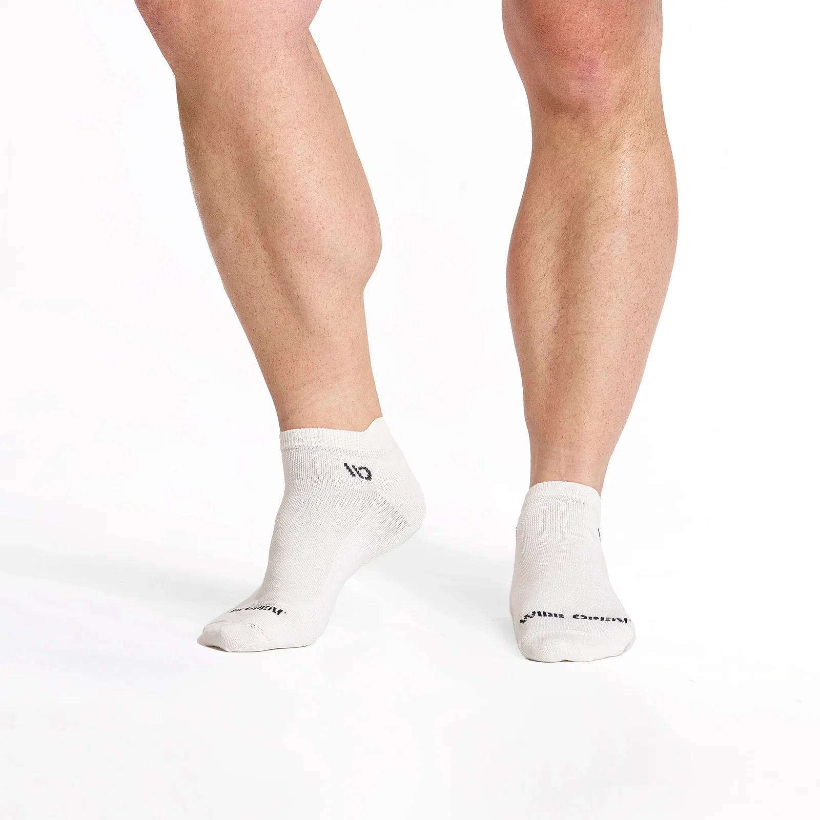 Image of Men's Solid Lightweight Ankle Socks