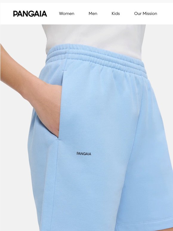 A complimentary T-shirt would look good on you…