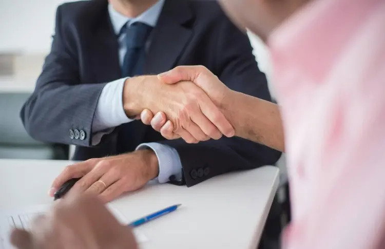 5 Behavioral Interview Questions Investment Banks Are Asking Now