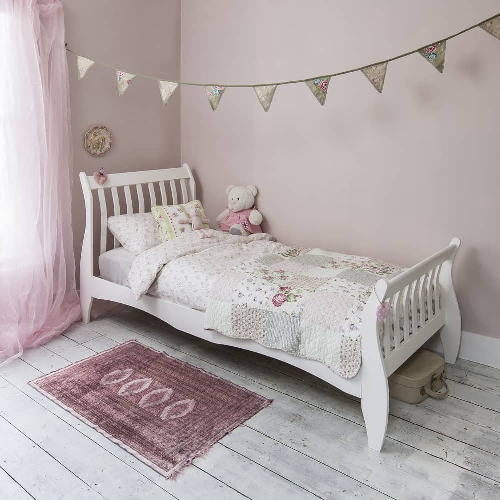 Image of Astrid Single Bed Sleigh Frame in Classic White