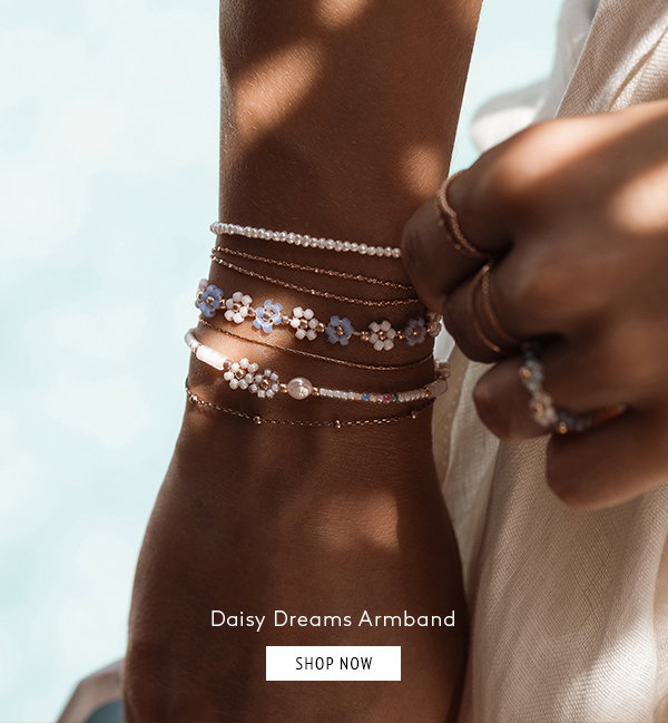 Daisy Dreams Armband - rosévergoldet mit weißen Miyuki Perlen, Süßwasserperle