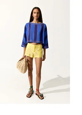 Long-sleeve t-shirt with stripes