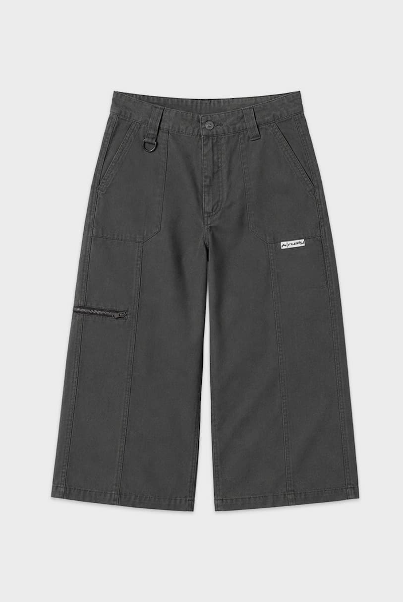 It Gyrl Low Rise Capri Cargo Pant