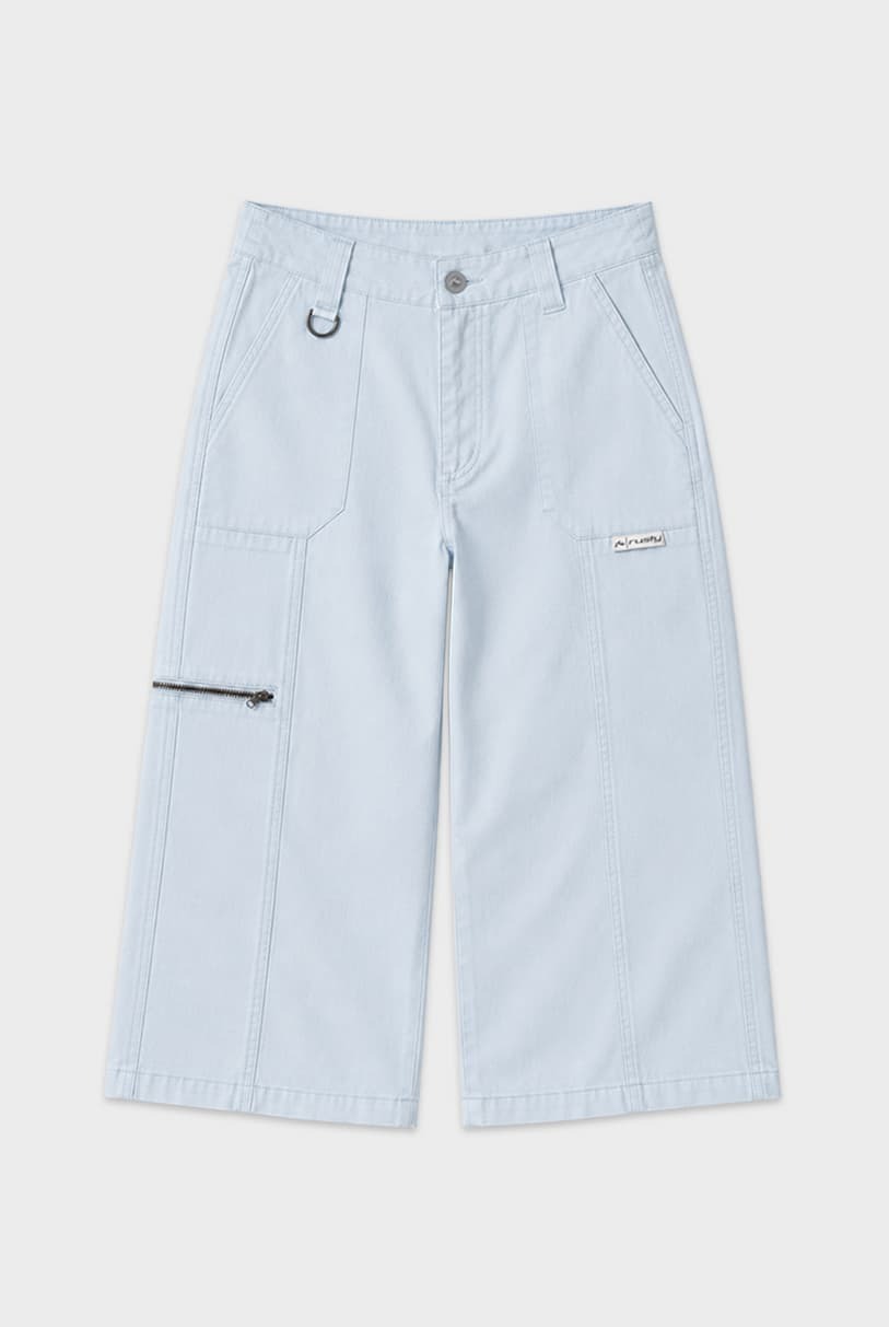 It Gyrl Low Rise Capri Cargo Pant