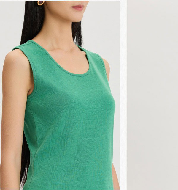 Mid-Length Scoop Neck Knit Tank, Kelly Green