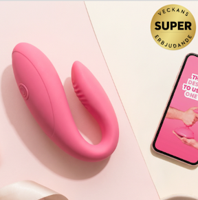 Pink couple